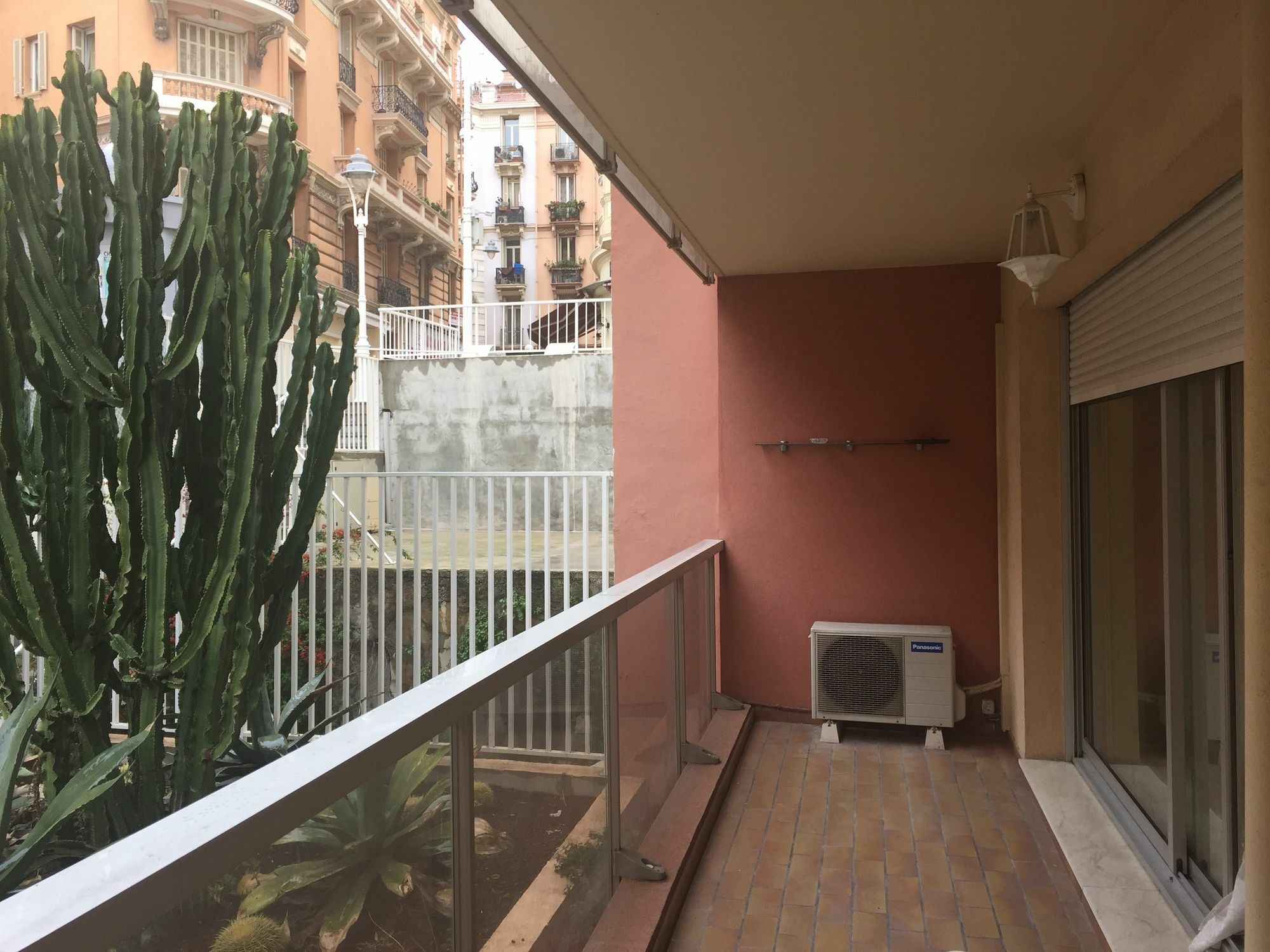 Riviera Selections - Apartment Monaco Alcazar بوزولي المظهر الخارجي الصورة